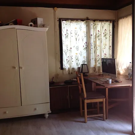 Chaletu Tiny House In A Wood Like Environment Tahitófalu